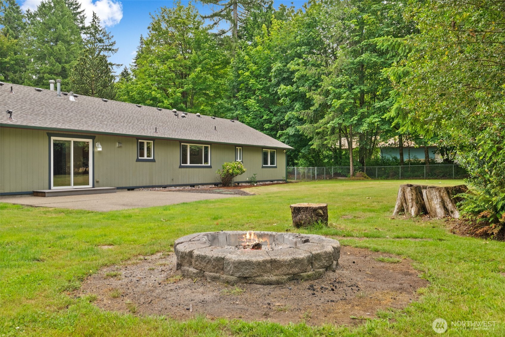 7207 Lakeside St SW , Olympia, WA 98512