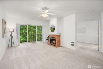 12439 NE Totem Lake Way #106, Kirkland, WA 98034 - Photo 3