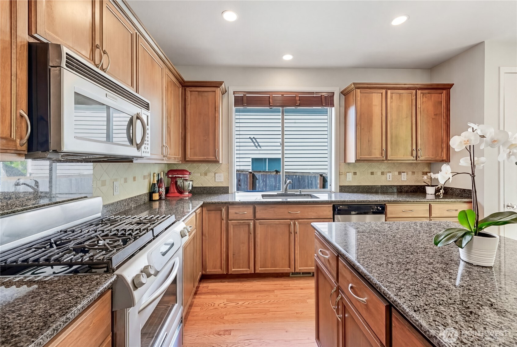 17681 NE 121st Court , Redmond, WA 98052