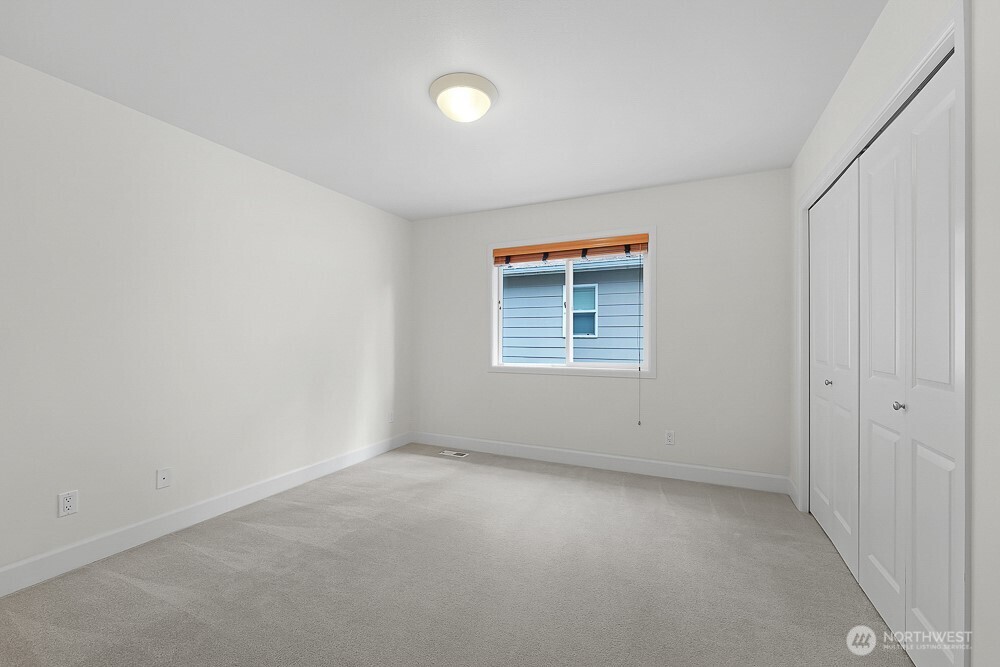 17681 NE 121st Court , Redmond, WA 98052