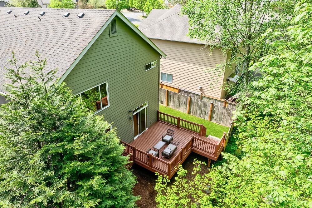 17681 NE 121st Court , Redmond, WA 98052