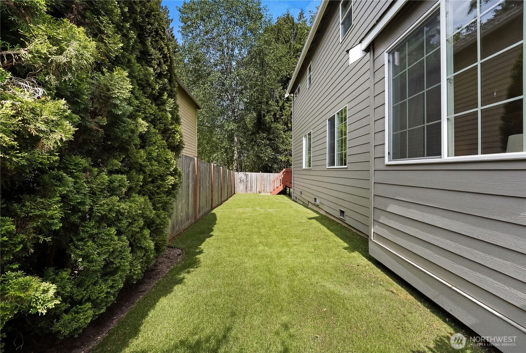17681 NE 121st Court , Redmond, WA 98052