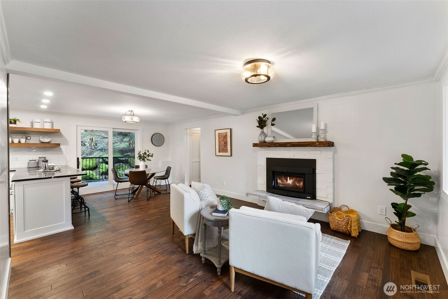 8205 NE Blakely Court W, Bainbridge Island, WA 98110