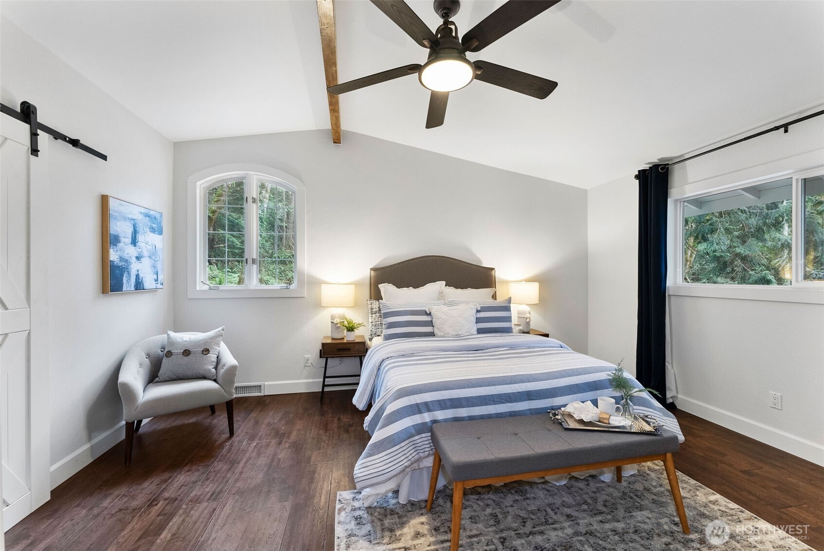 8205 NE Blakely Court W, Bainbridge Island, WA 98110