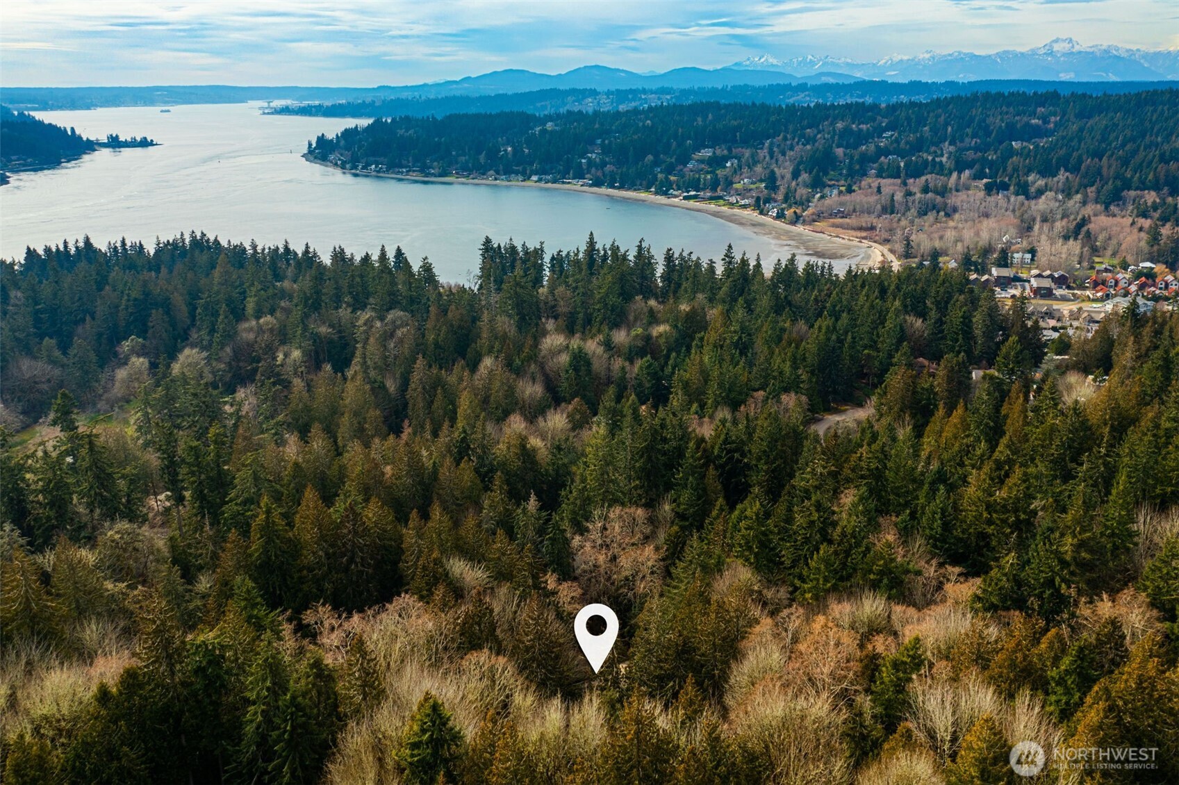 8205 NE Blakely Court W, Bainbridge Island, WA 98110