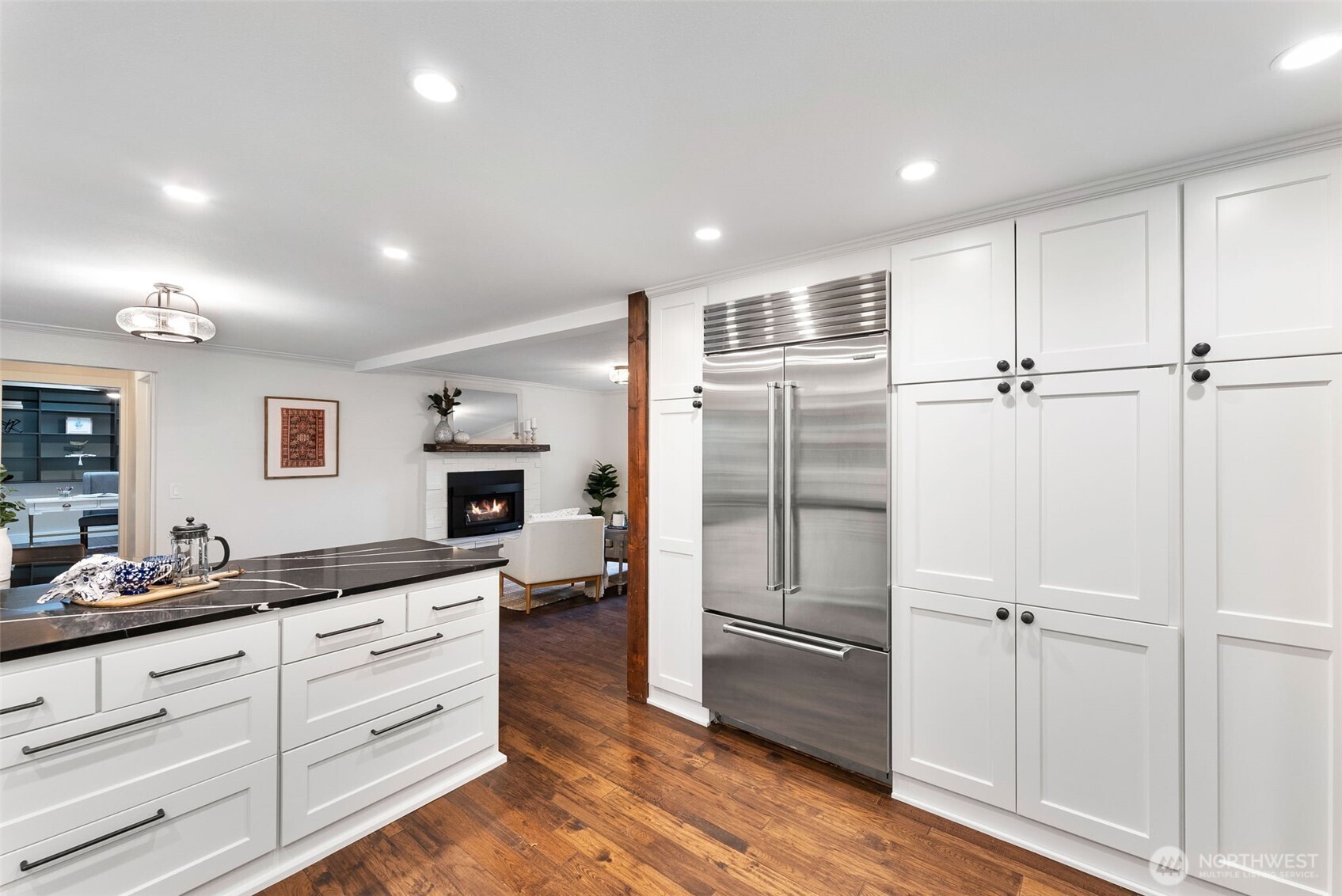 8205 NE Blakely Court W, Bainbridge Island, WA 98110