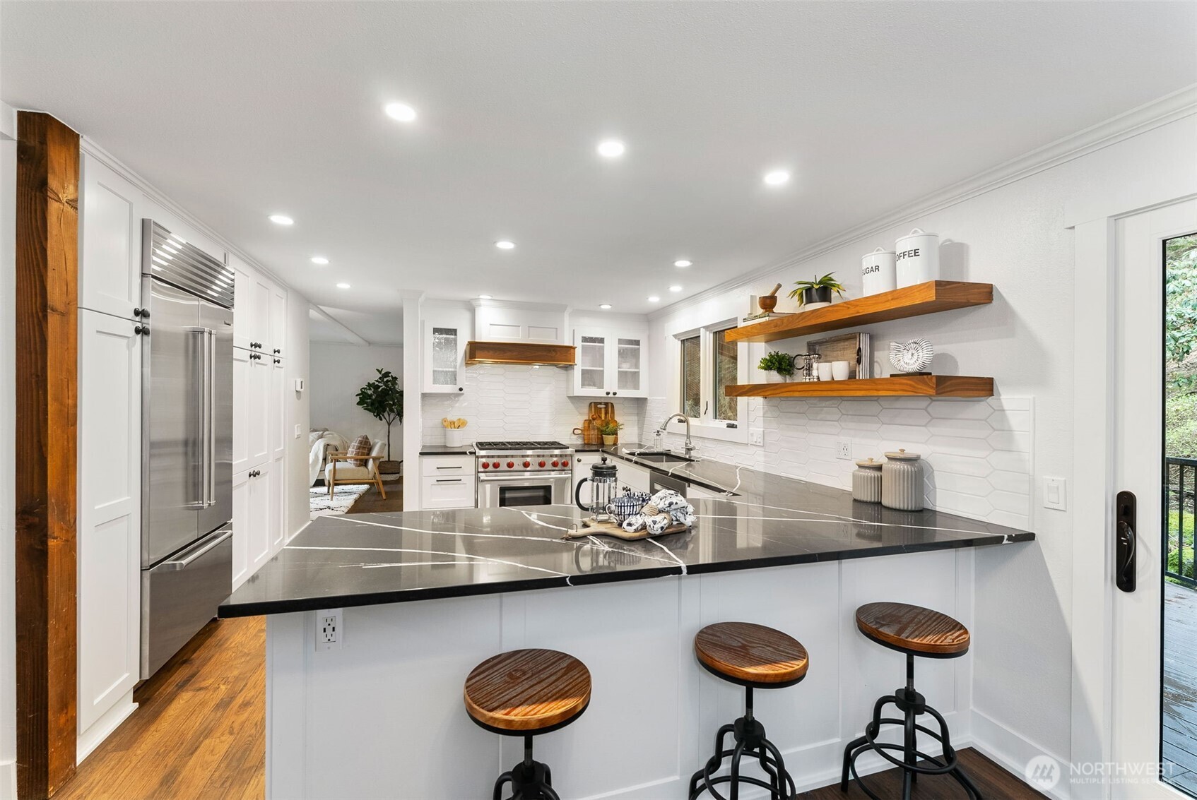 8205 NE Blakely Court W, Bainbridge Island, WA 98110