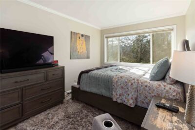 2500 81st Ave SE #319, Mercer Island, WA 98040 - Photo 13