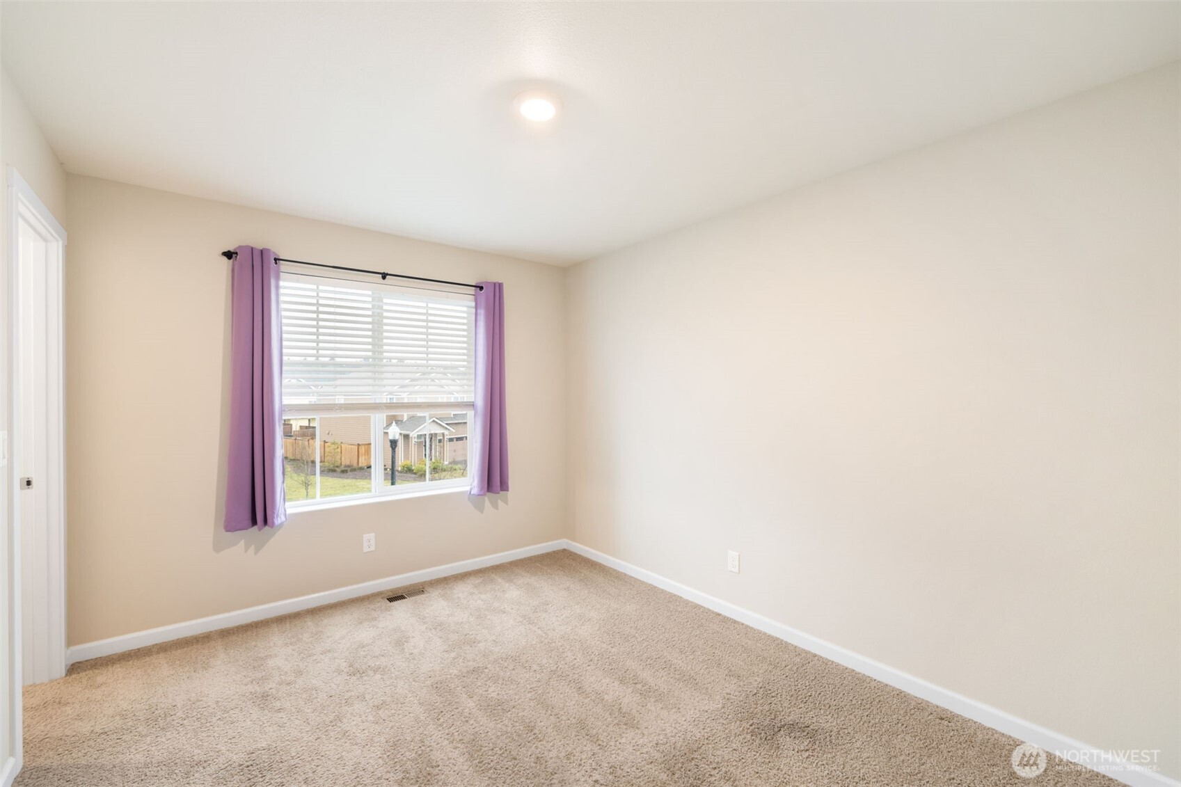 4774 Driftwood Street , Bremerton, WA 98312