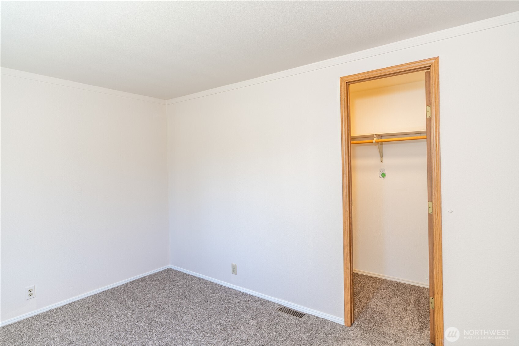 2289 Towne Point Avenue , Port Townsend, WA 98368