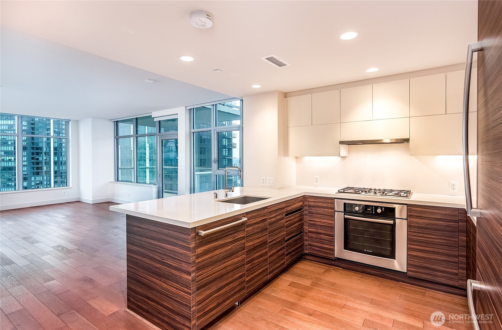 588 Bell Street #2902S, Seattle, WA 98121