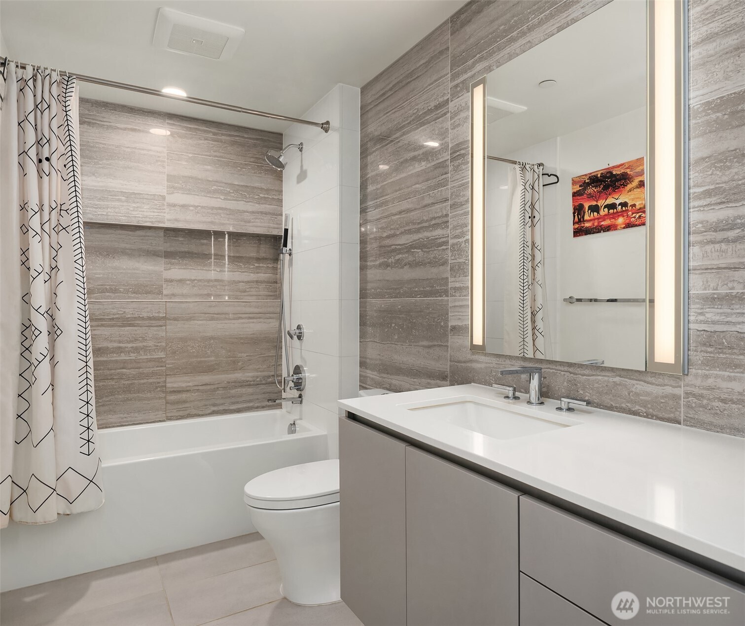 2510 6th Avenue #1401, Seattle, WA 98121