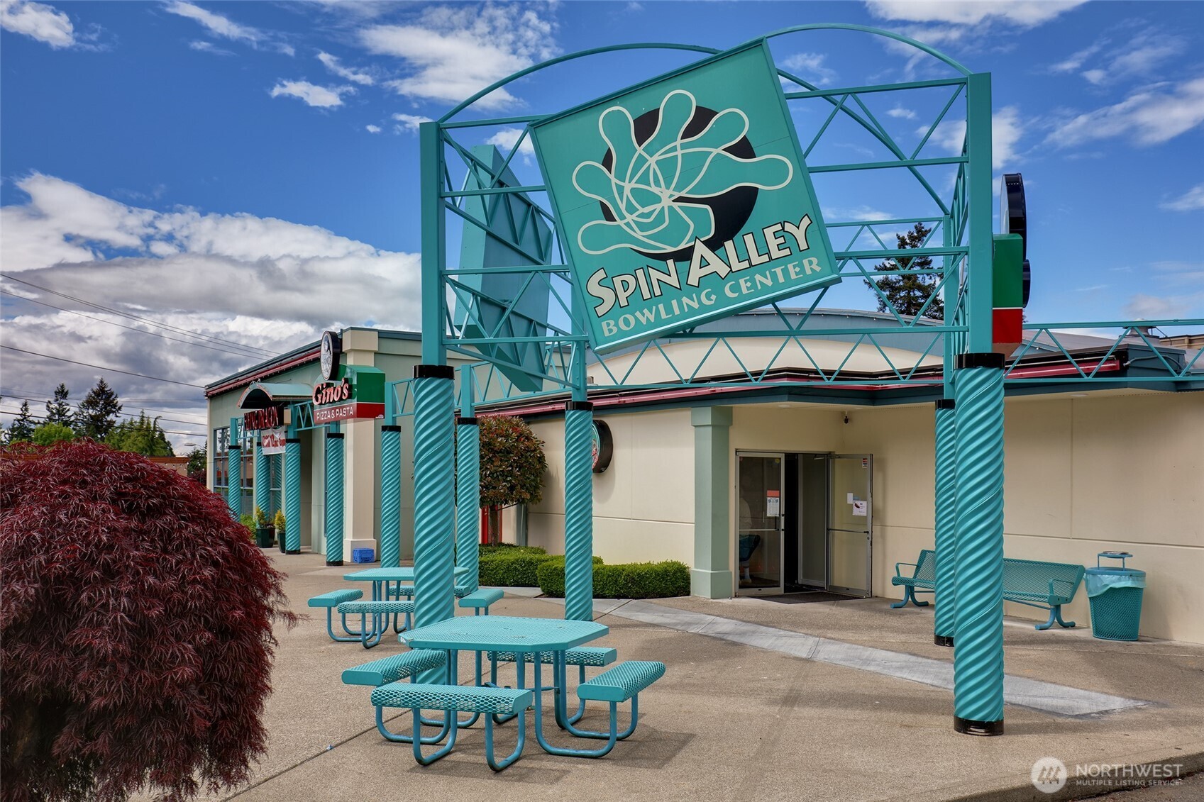 15712 Greenwood Avenue N, Shoreline, WA 98133