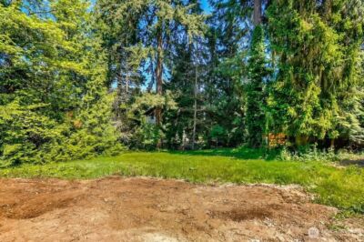 15712 Greenwood Avenue N, Shoreline, WA 98133 - Photo 4