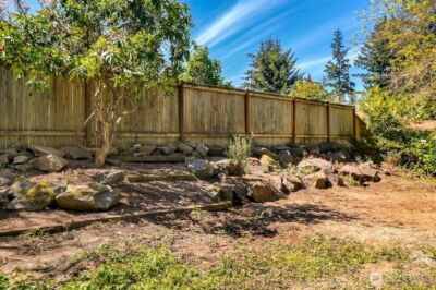 15712 Greenwood Avenue N, Shoreline, WA 98133 - Photo 9