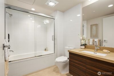 588 Bell Street #710S, Seattle, WA 98121 - Photo 25