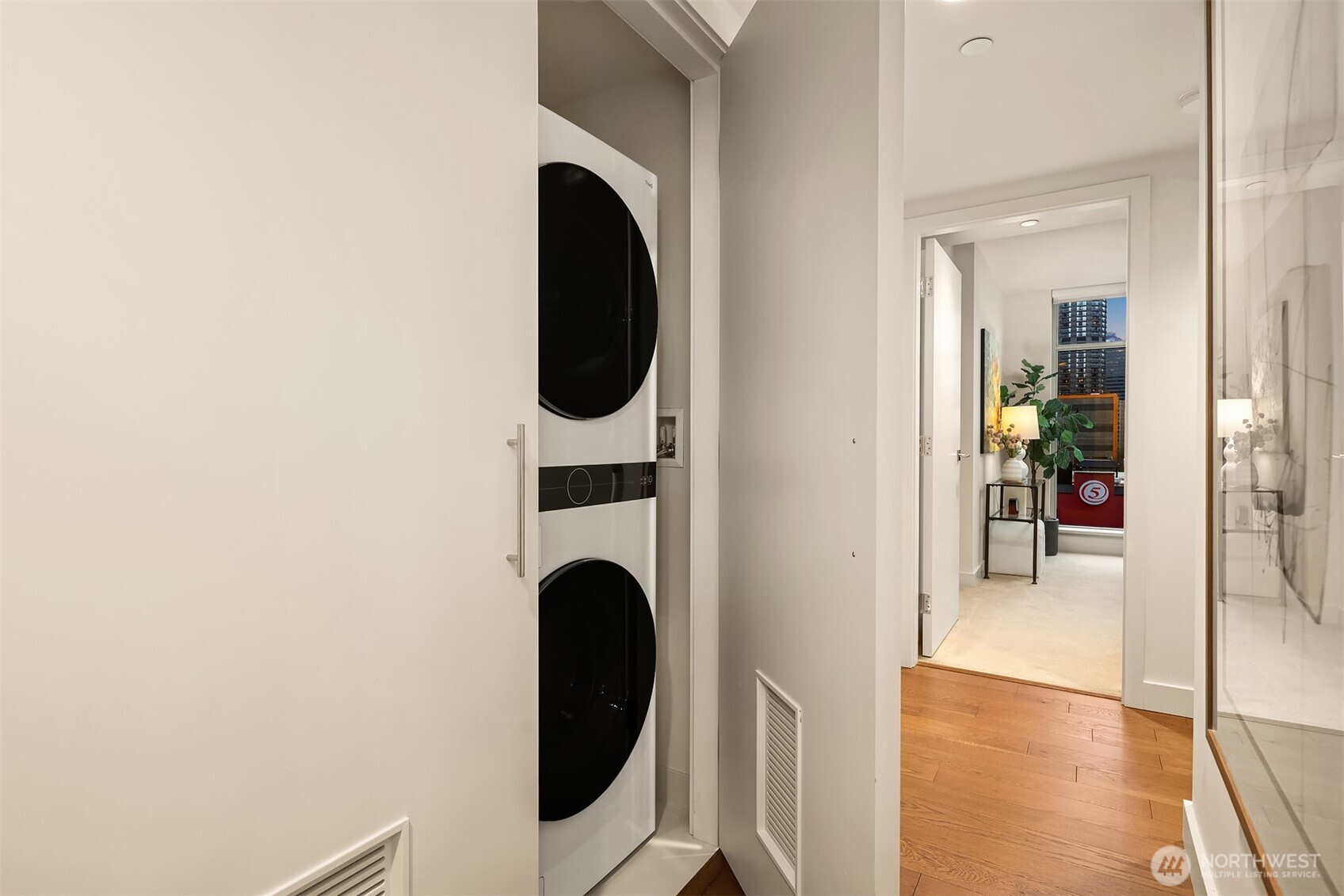 588 Bell Street #710S, Seattle, WA 98121