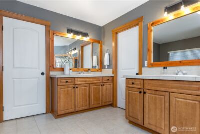 22737 se 269th Street , Maple Valley, WA 98038 - Photo 17