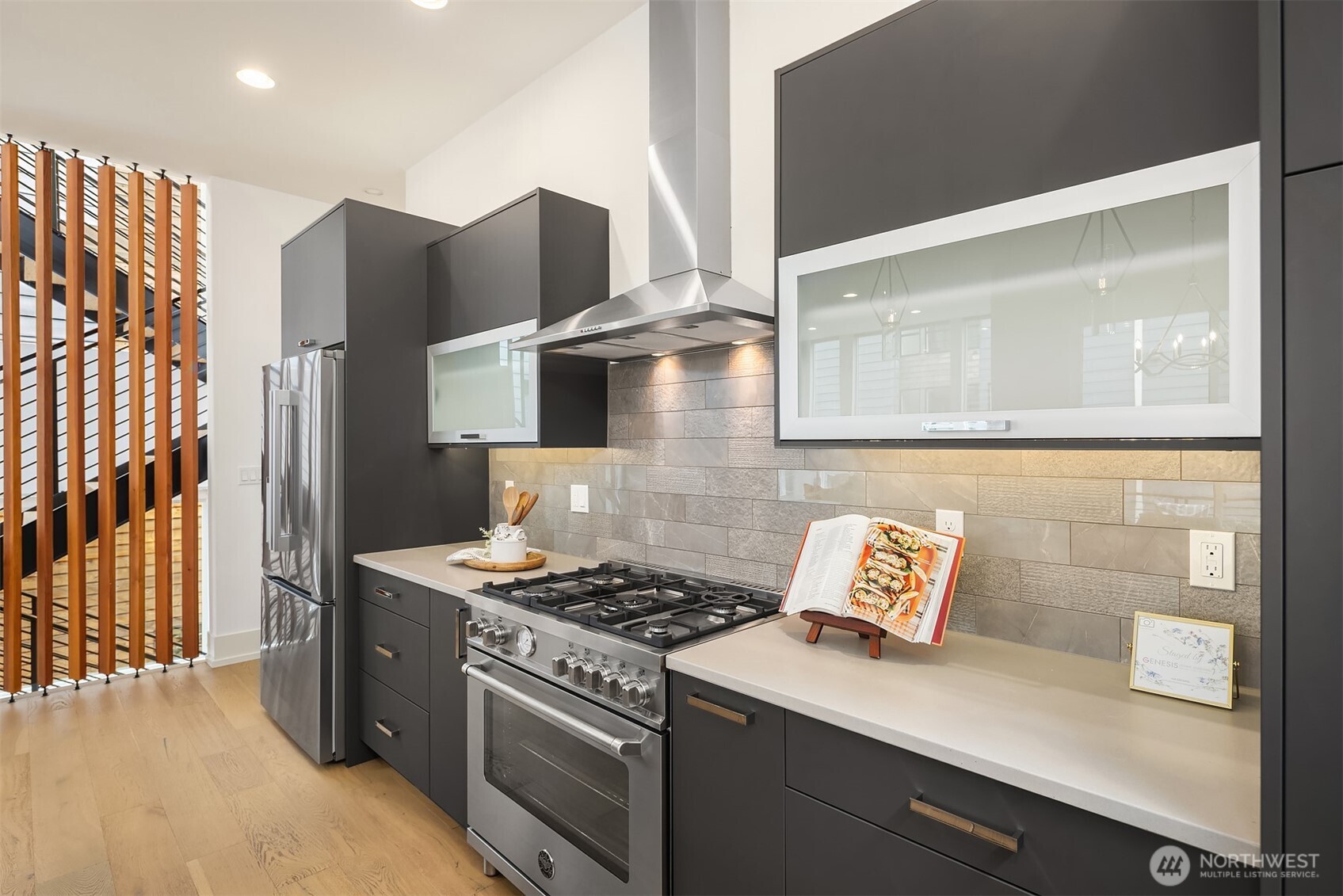 369 3rd Place NW, Issaquah, WA 98027