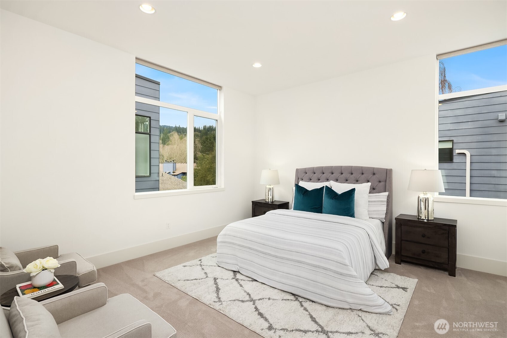 369 3rd Place NW, Issaquah, WA 98027