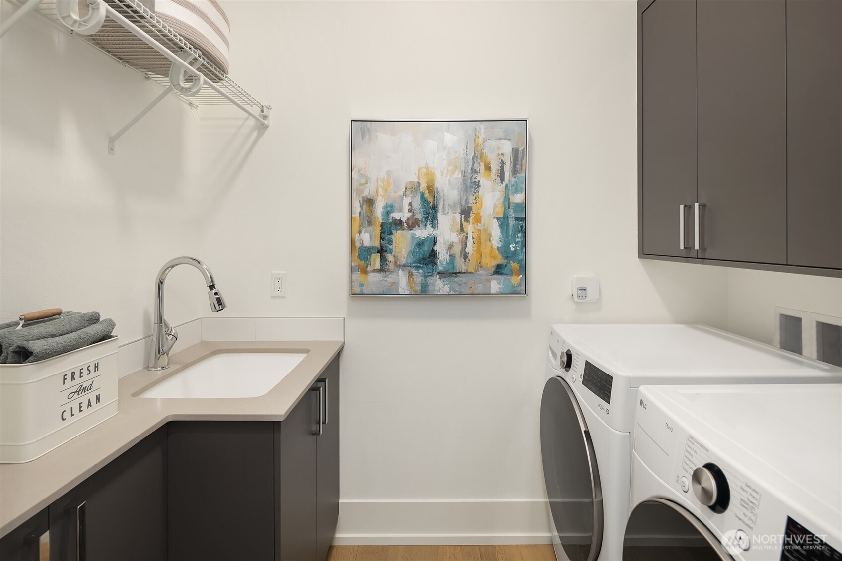 369 3rd Place NW, Issaquah, WA 98027