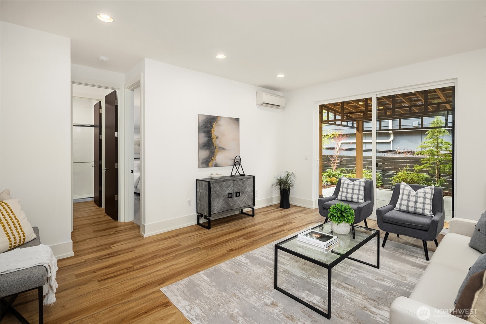 369 3rd Place NW, Issaquah, WA 98027