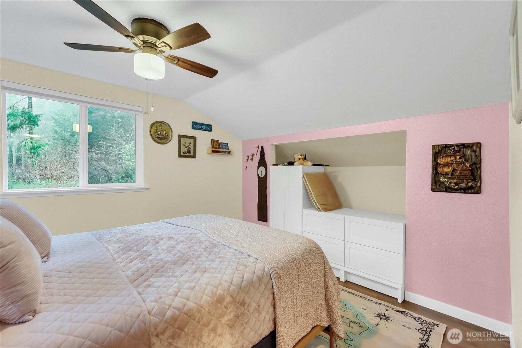 11807 Dogwood Place , Anderson Island, WA 98303