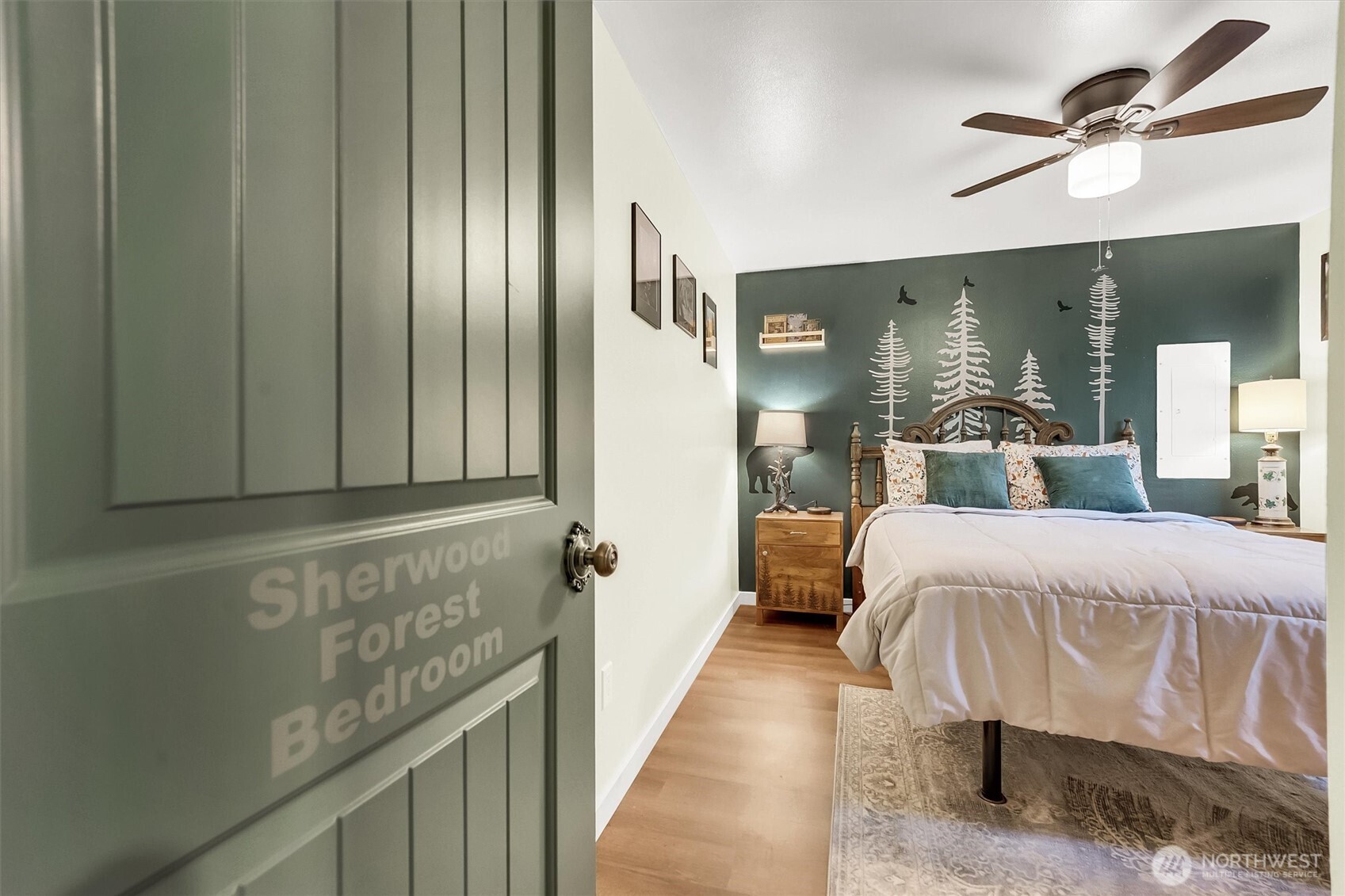 11807 Dogwood Place , Anderson Island, WA 98303