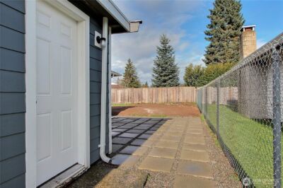 511 S 92nd St , Tacoma, WA 98444-6149 - Photo 12