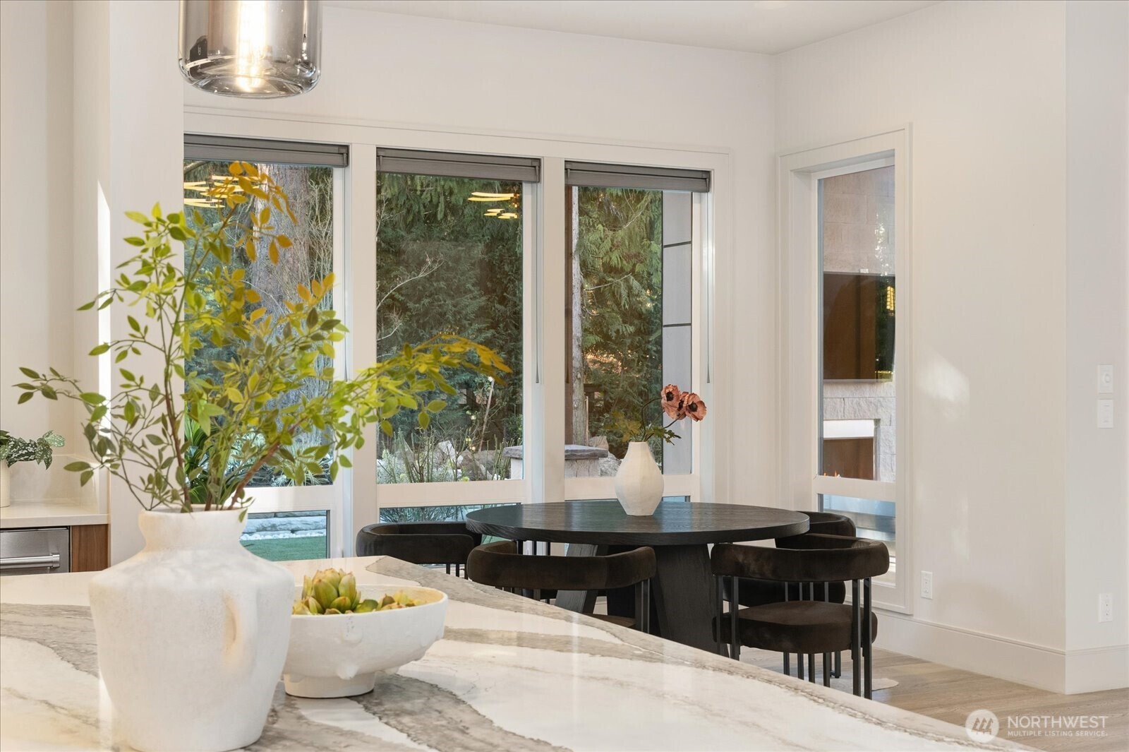 1717 99th Avenue NE, Bellevue, WA 98004-2614