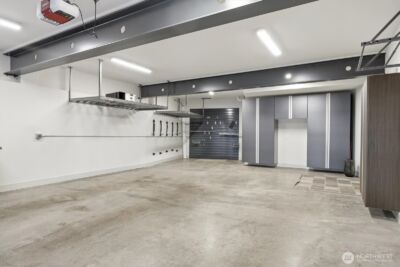 1717 99th Avenue NE, Bellevue, WA 98004-2614 - Photo 36