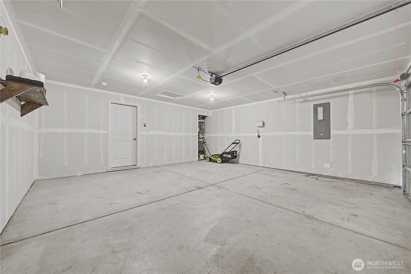 1118 W Sequoia Road , Moses Lake, WA 98837