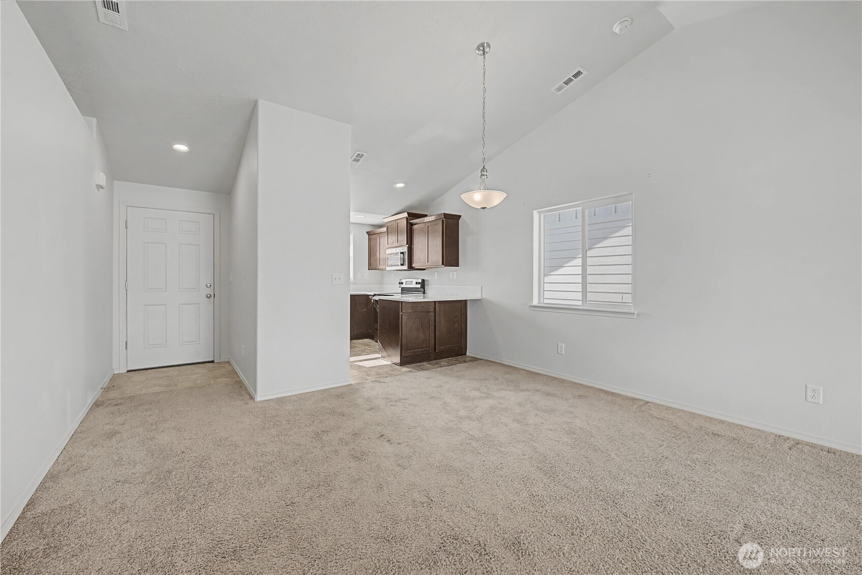 1118 W Sequoia Road , Moses Lake, WA 98837