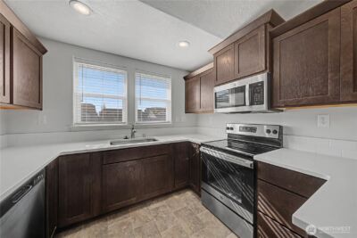 1118 W Sequoia Road , Moses Lake, WA 98837 - Photo 6