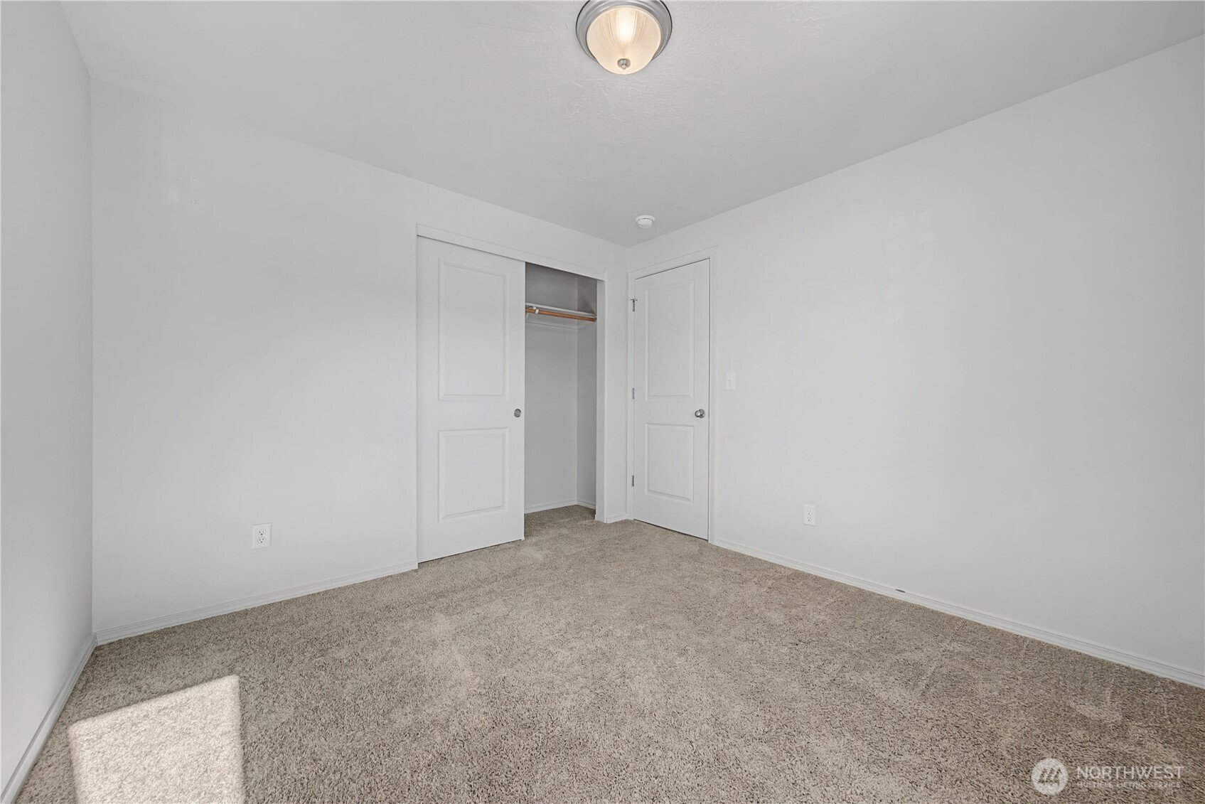 1118 W Sequoia Road , Moses Lake, WA 98837