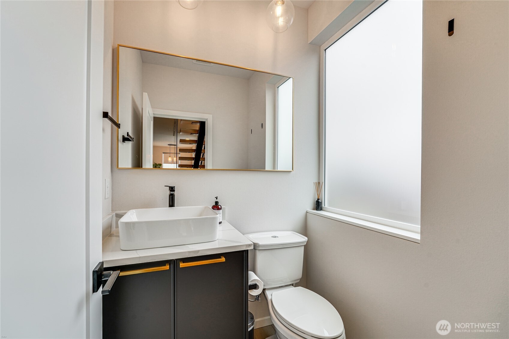 2014 E Pine Street #B, Seattle, WA 98122