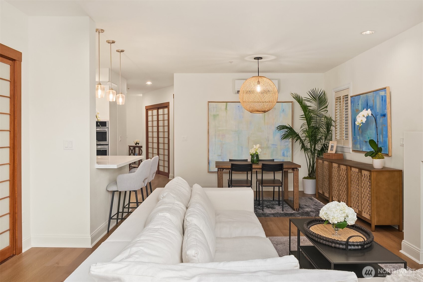 719 2nd Avenue W #202, Seattle, WA 98119