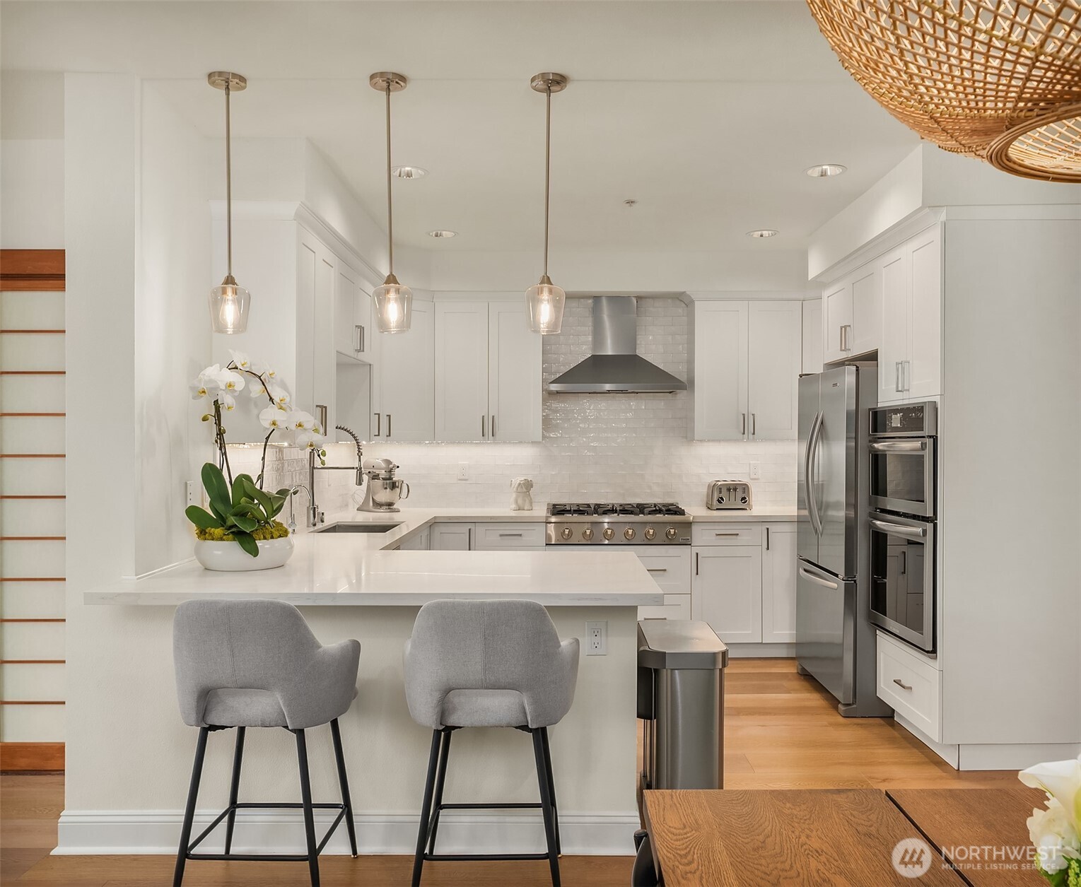 719 2nd Avenue W #202, Seattle, WA 98119