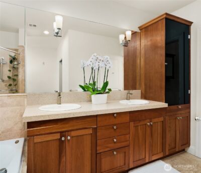 719 2nd Avenue W #202, Seattle, WA 98119 - Photo 23