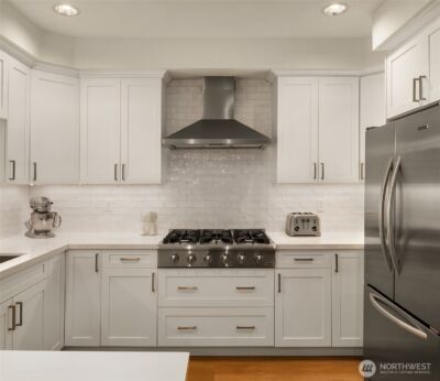 719 2nd Avenue W #202, Seattle, WA 98119 - Photo 4