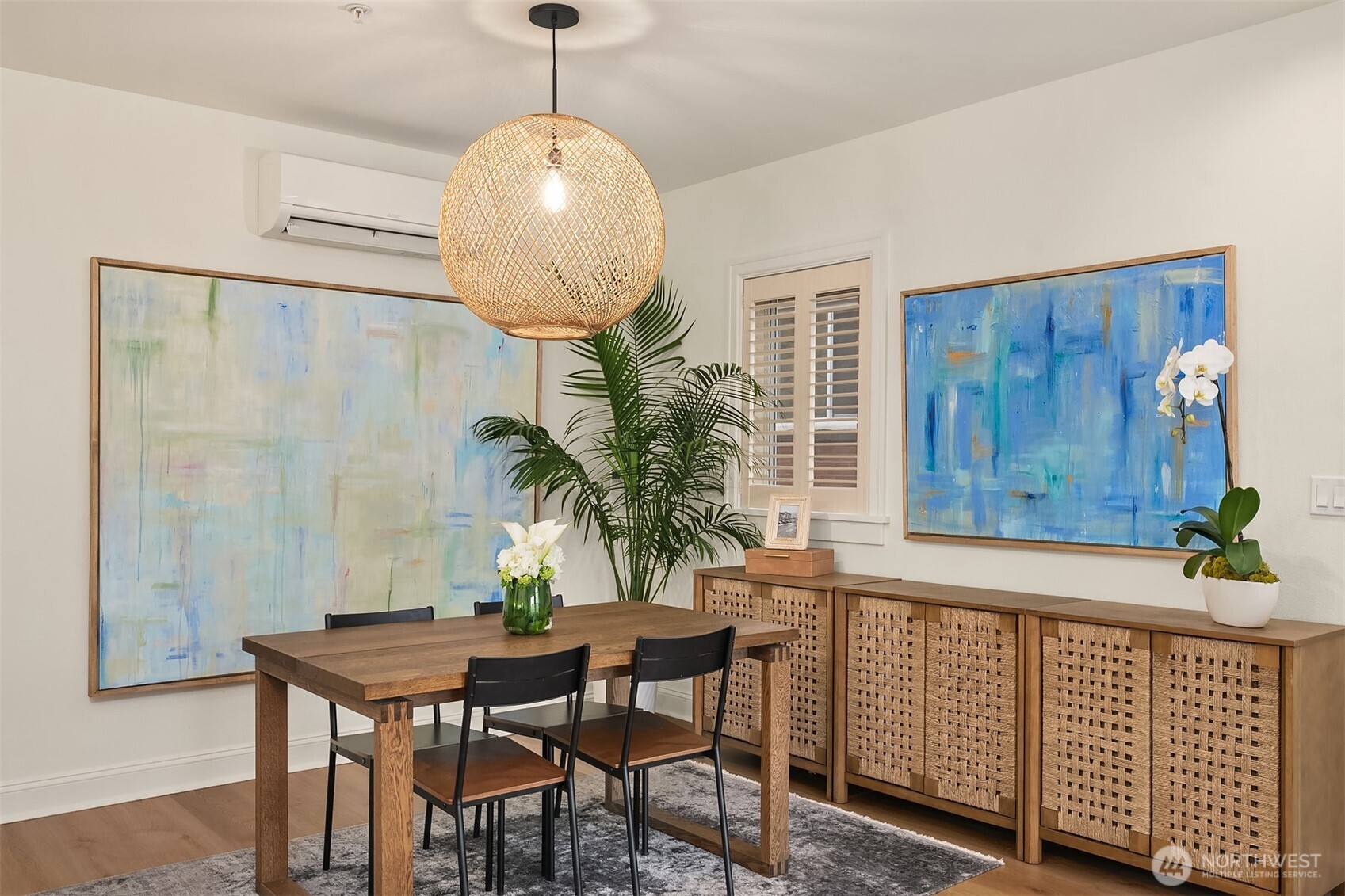 719 2nd Avenue W #202, Seattle, WA 98119