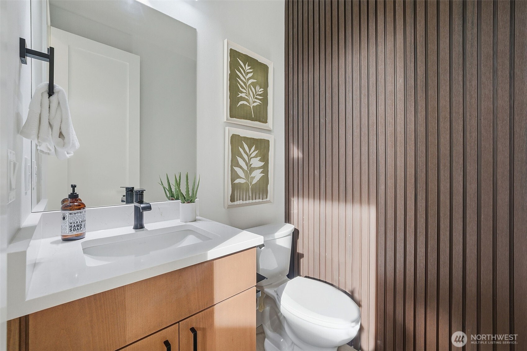 16068 SE 44TH Court , Bellevue, WA 98006