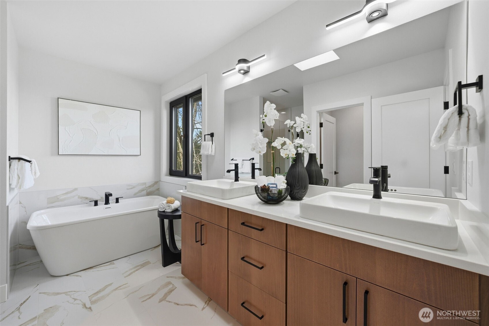 16068 SE 44TH Court , Bellevue, WA 98006