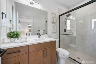 16068 SE 44TH Court , Bellevue, WA 98006 - Photo 30