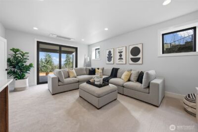 16068 SE 44TH Court , Bellevue, WA 98006 - Photo 34