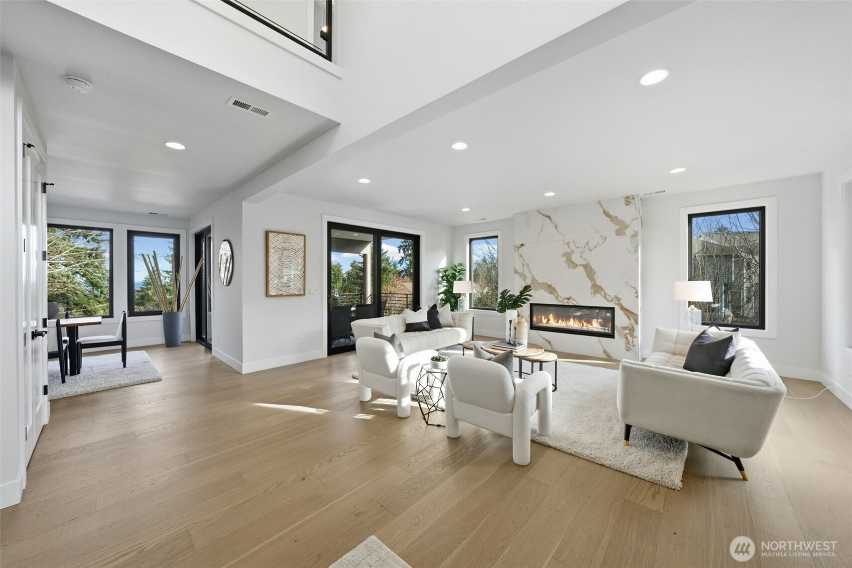 16068 SE 44TH Court , Bellevue, WA 98006