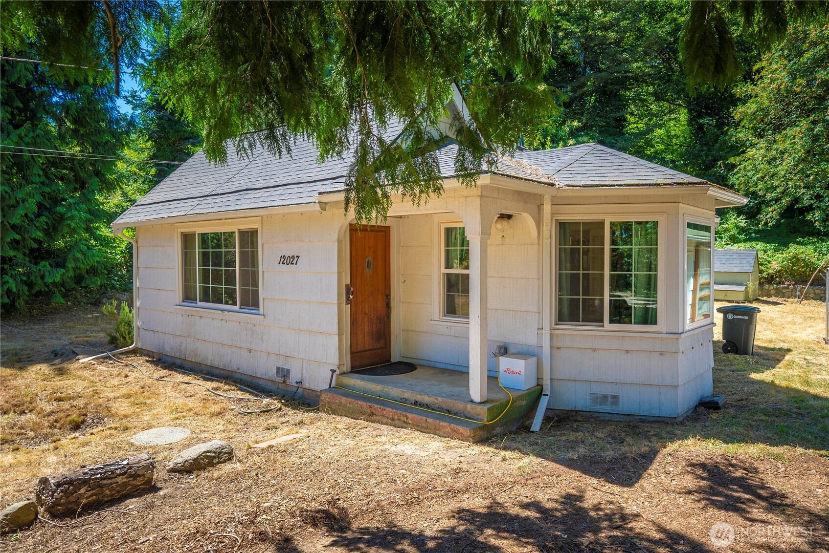 12027 10th Avenue S, Seattle, WA 98168