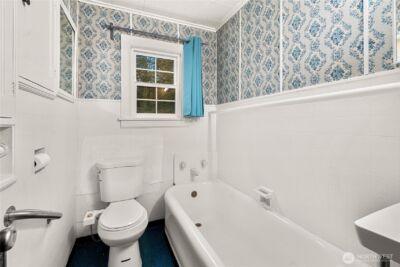 12027 10th Avenue S, Seattle, WA 98168 - Photo 18