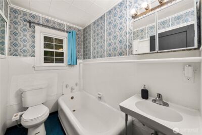 12027 10th Avenue S, Seattle, WA 98168 - Photo 19