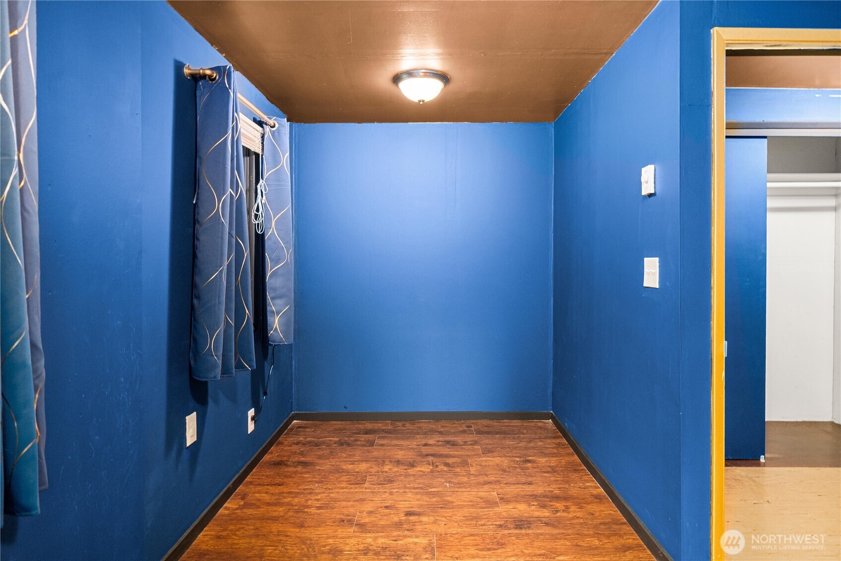 12027 10th Avenue S, Seattle, WA 98168